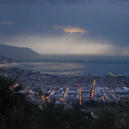 Mare E Monti Bed and Breakfast Λα Σπέτσια